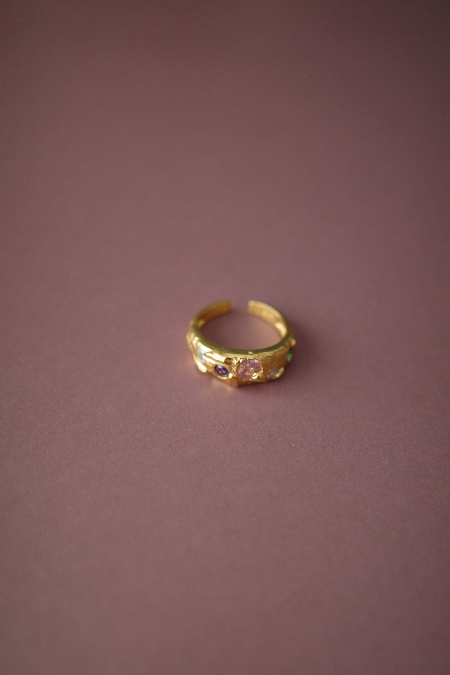 London Ring-gold-